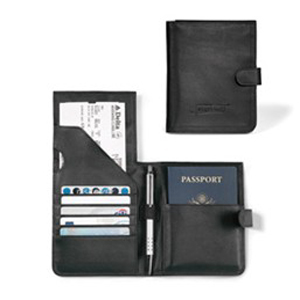 travls&wells passport holder